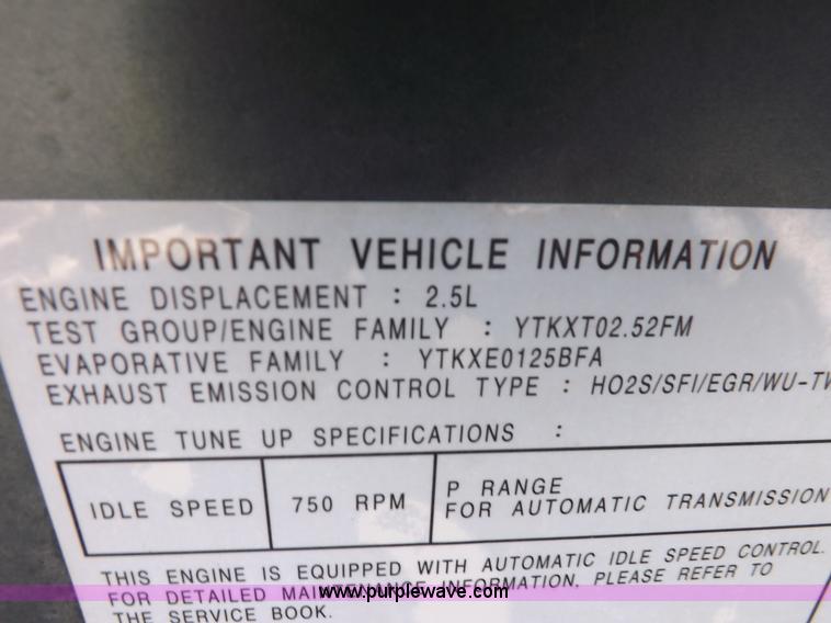 image for item J6925 2000 Mazda MPV LX