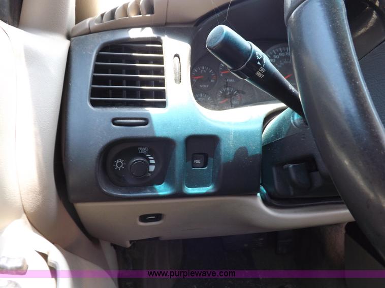 image for item J6926 2003 Chevrolet Monte Carlo SS