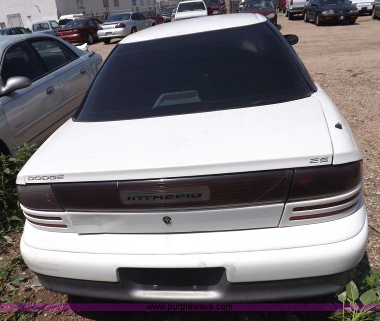 image for item J6927 1997 Dodge Intrepid ES
