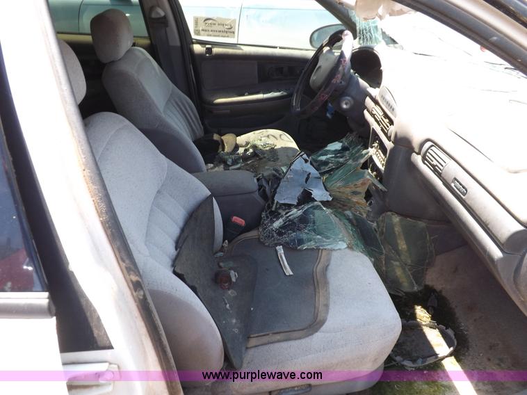 image for item J6927 1997 Dodge Intrepid ES