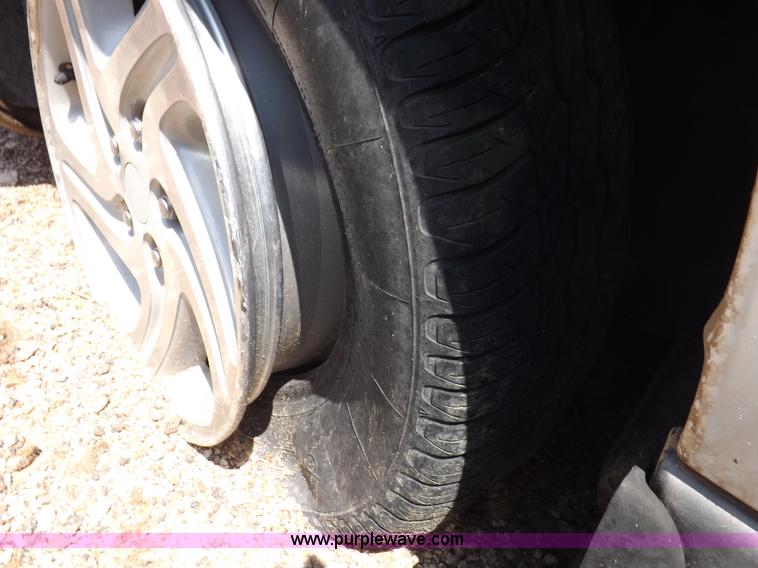 image for item J6927 1997 Dodge Intrepid ES