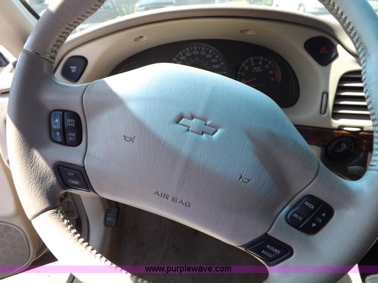 image for item J6928 2001 Chevrolet Impala LS