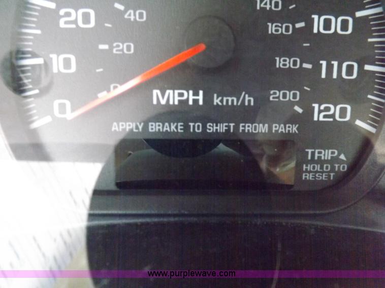 image for item J6928 2001 Chevrolet Impala LS