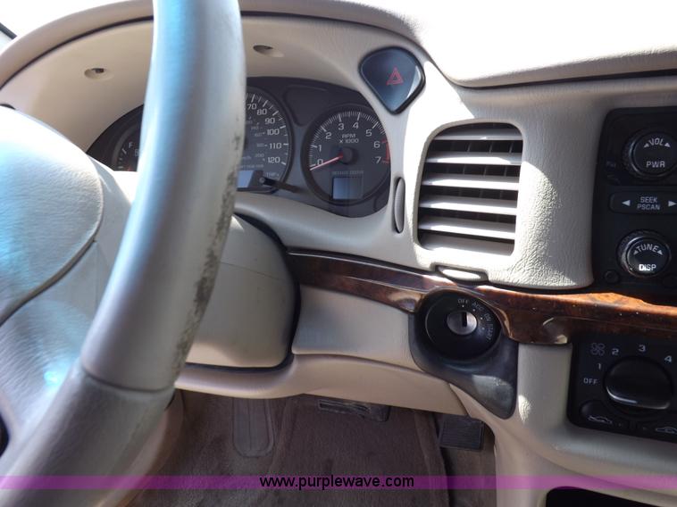 image for item J6928 2001 Chevrolet Impala LS