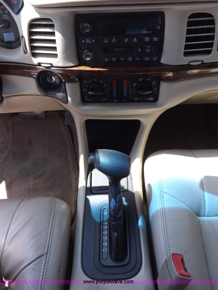 image for item J6928 2001 Chevrolet Impala LS