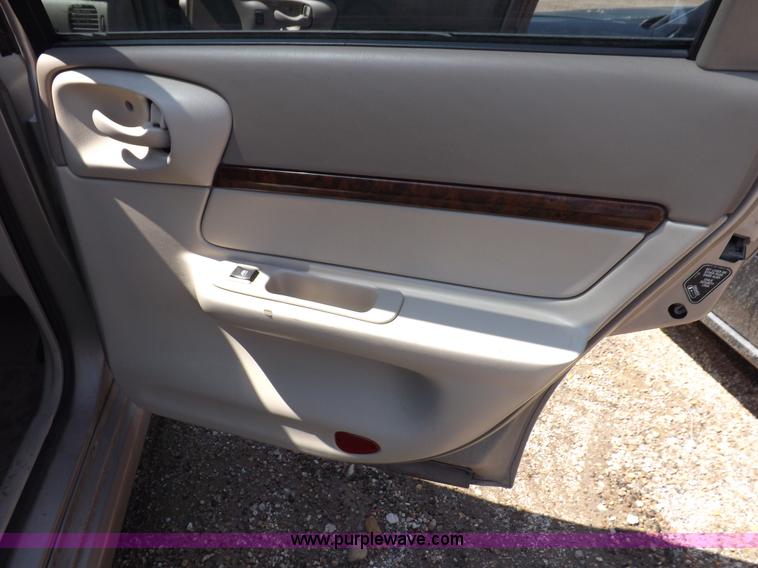 image for item J6928 2001 Chevrolet Impala LS