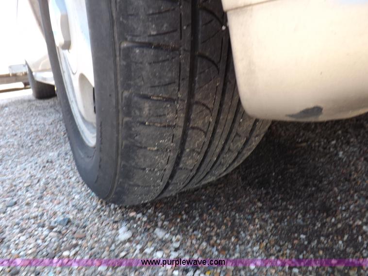 image for item J6928 2001 Chevrolet Impala LS