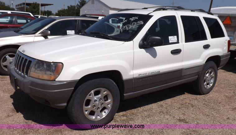 image for item J6929 1999 Jeep Grand Cherokee Laredo SUV