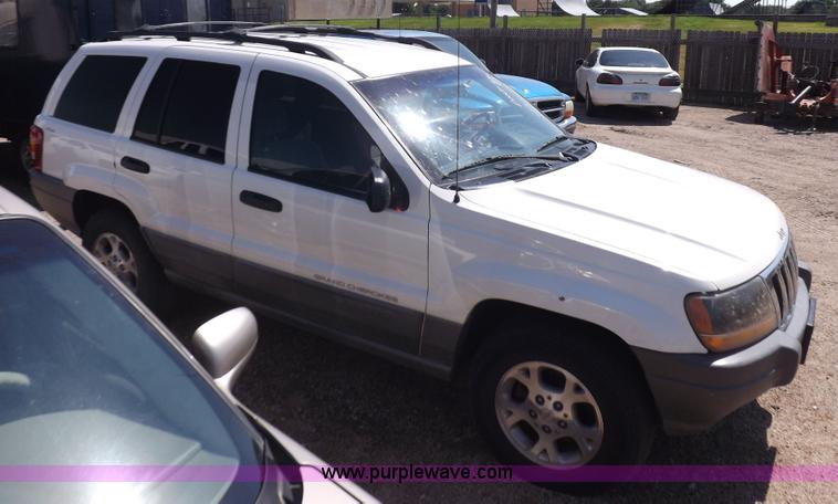 image for item J6929 1999 Jeep Grand Cherokee Laredo SUV