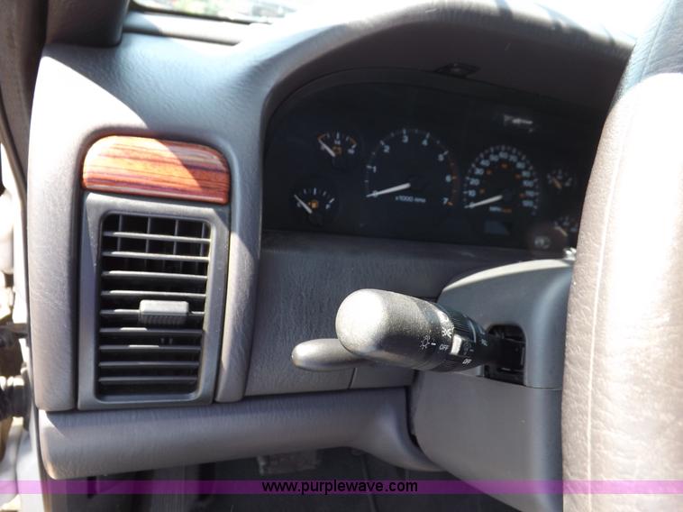 image for item J6929 1999 Jeep Grand Cherokee Laredo SUV