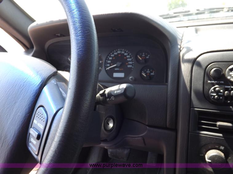 image for item J6929 1999 Jeep Grand Cherokee Laredo SUV