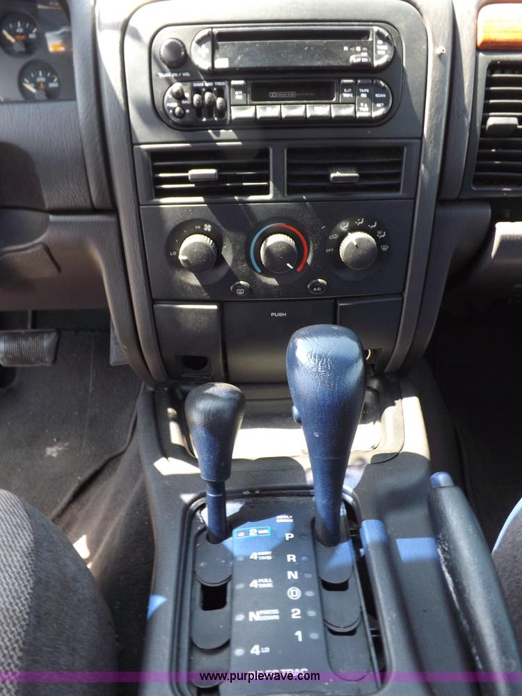 image for item J6929 1999 Jeep Grand Cherokee Laredo SUV