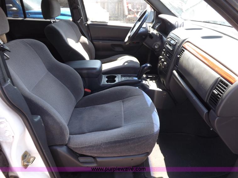 image for item J6929 1999 Jeep Grand Cherokee Laredo SUV