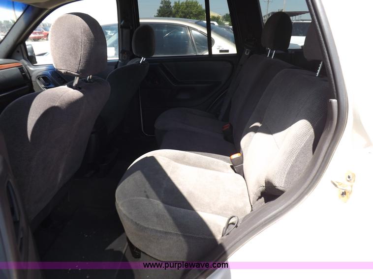 image for item J6929 1999 Jeep Grand Cherokee Laredo SUV