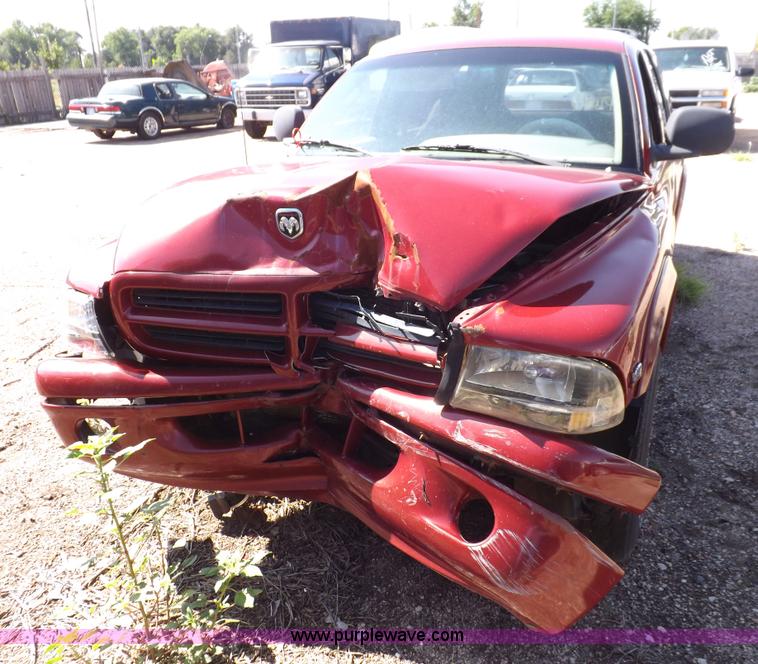 image for item J6931 2000 Dodge Durango SLT SUV