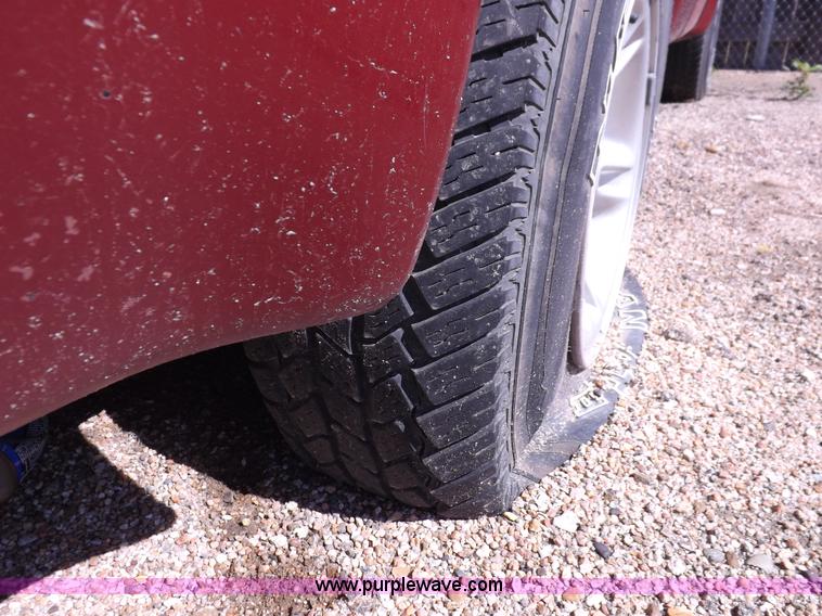 image for item J6931 2000 Dodge Durango SLT SUV