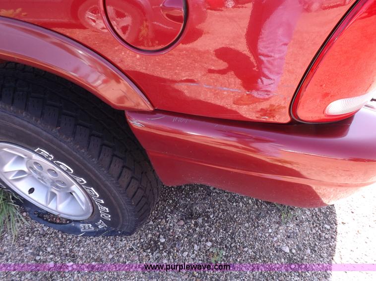 image for item J6931 2000 Dodge Durango SLT SUV