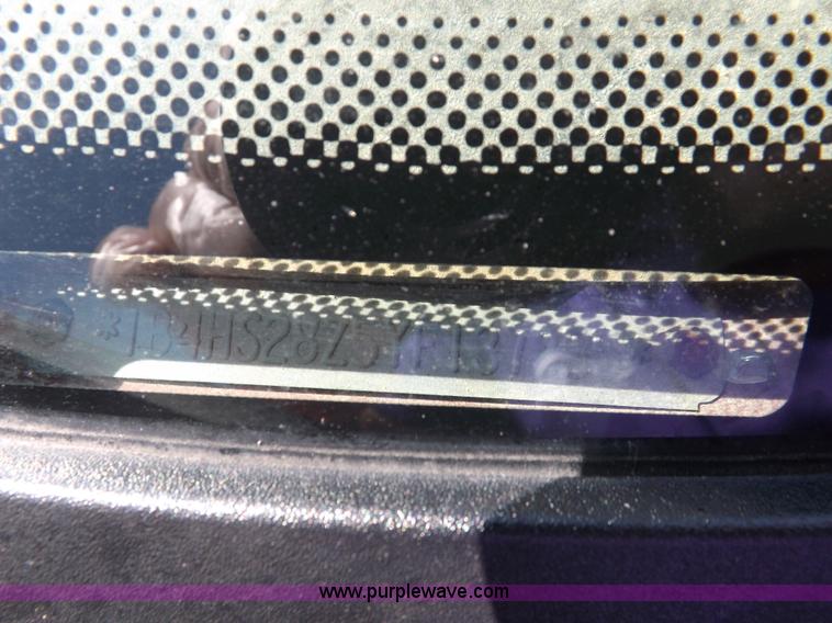 image for item J6931 2000 Dodge Durango SLT SUV