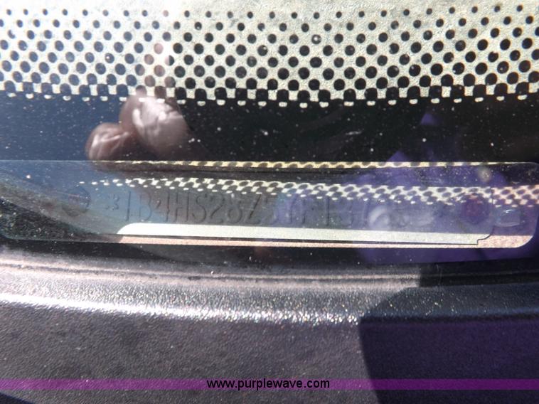 image for item J6931 2000 Dodge Durango SLT SUV