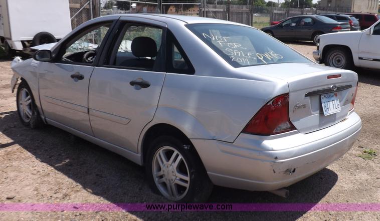 image for item J6933 2004 Ford Focus SE