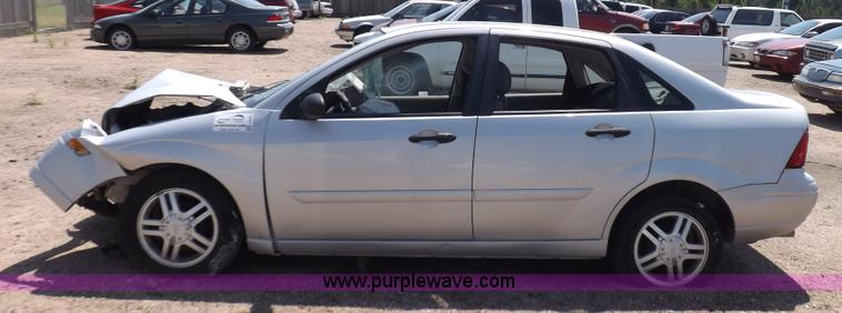 image for item J6933 2004 Ford Focus SE