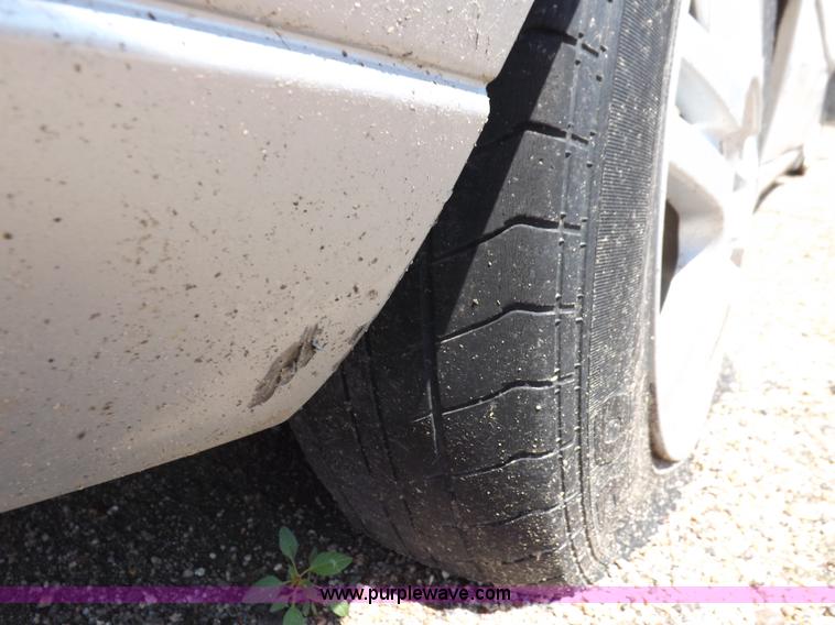 image for item J6933 2004 Ford Focus SE