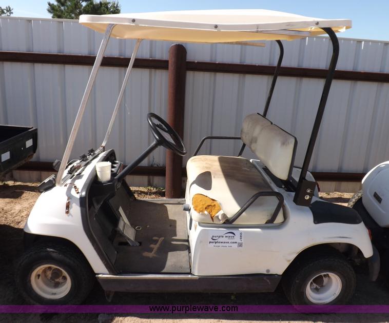image for item J6955 1998 Yamaha G16E golf cart