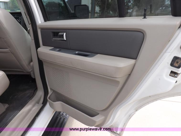 image for item J6987 2008 Ford Expedition XLT SUV