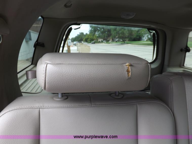 image for item J6987 2008 Ford Expedition XLT SUV