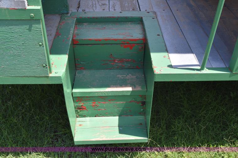 image for item J7833 Trolley wagon