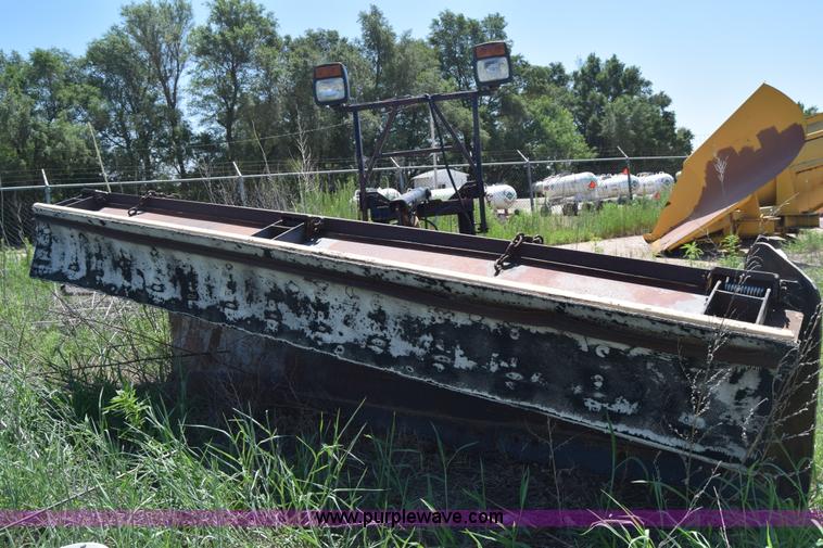 image for item J7914 10' snow plow