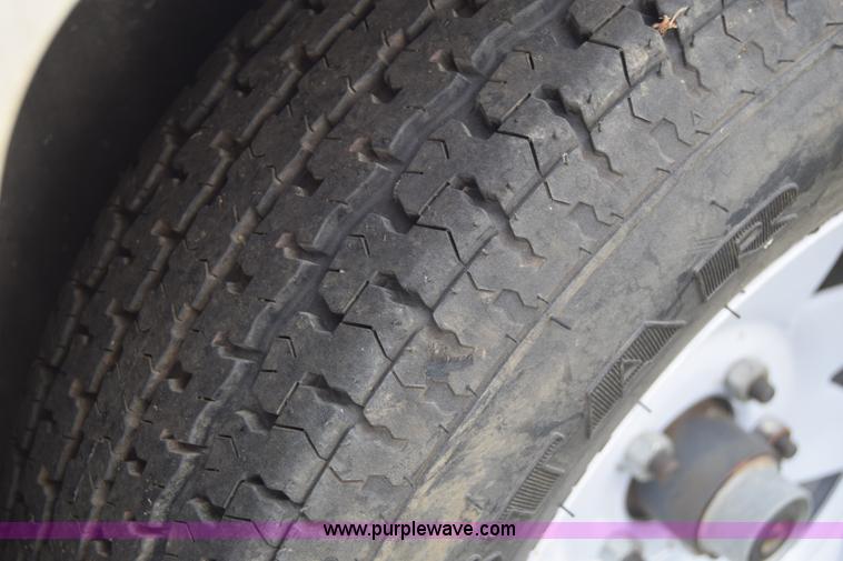 image for item J7917 2010 Haulmark enclosed cargo trailer