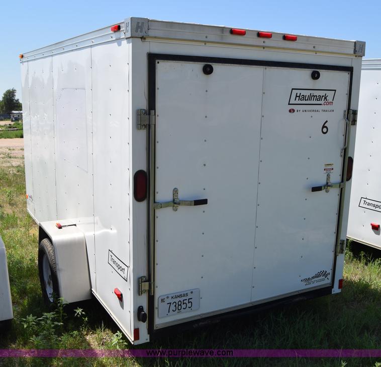 image for item J7918 2010 Haulmark enclosed cargo trailer
