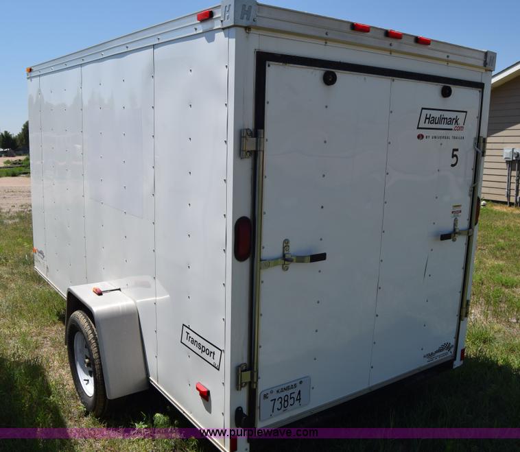 image for item J7919 2010 Haulmark enclosed cargo trailer