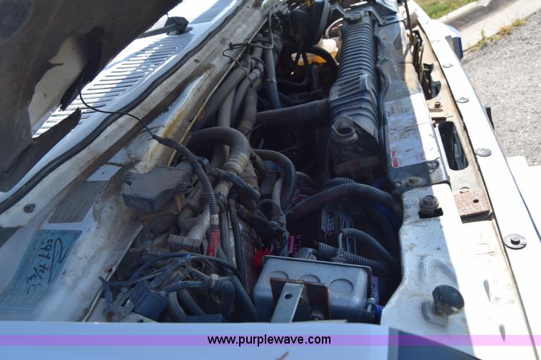 image for item J7920 1991 Ford Econoline E350 ambulance