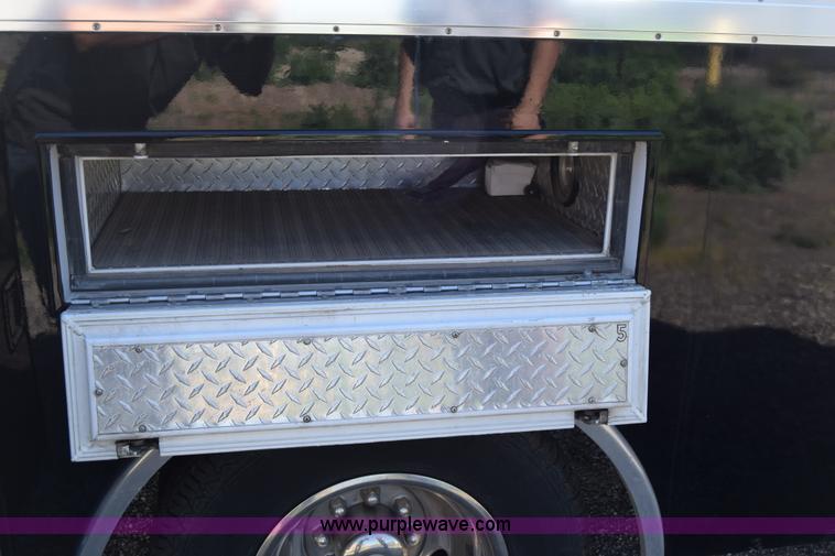 image for item J7920 1991 Ford Econoline E350 ambulance