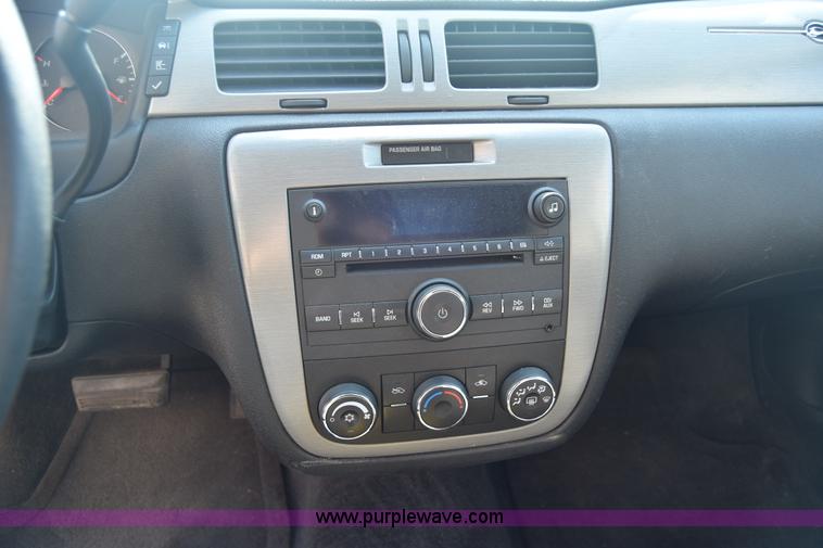 image for item J7921 2008 Chevrolet Impala Police