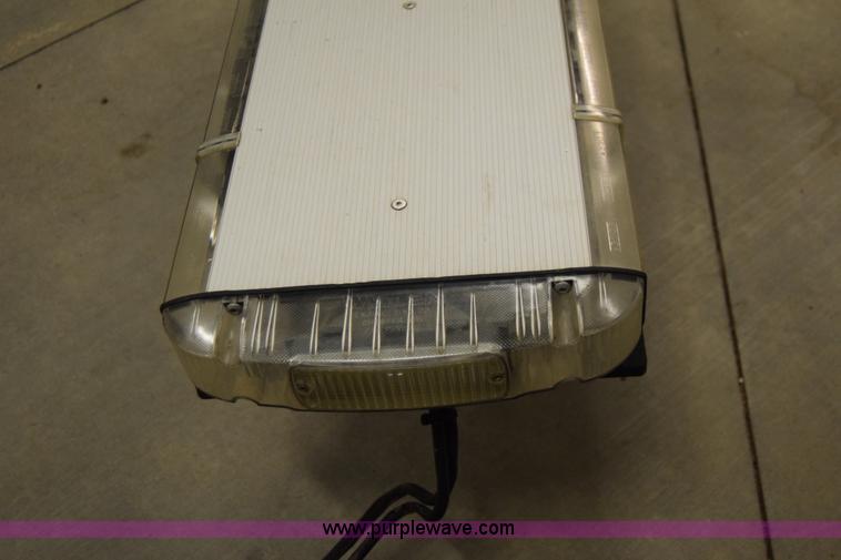 image for item J7923 Whelen light bar