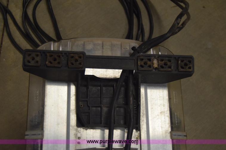 image for item J7923 Whelen light bar