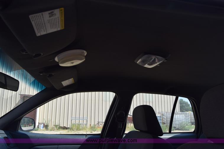 image for item J7925 2006 Ford Crown Victoria Police Interceptor