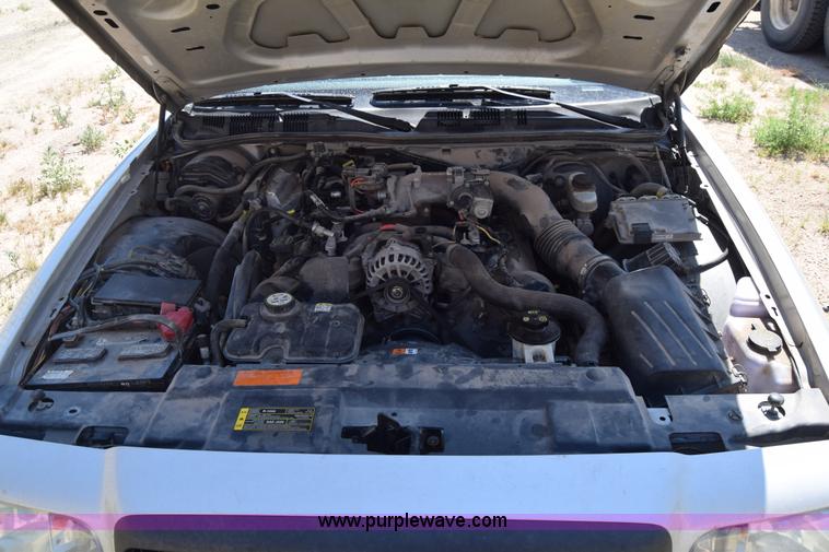 image for item J7925 2006 Ford Crown Victoria Police Interceptor