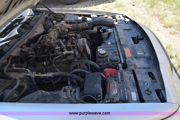 image for item J7925 2006 Ford Crown Victoria Police Interceptor