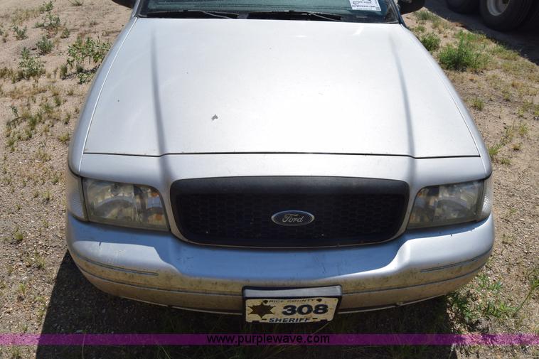 image for item J7925 2006 Ford Crown Victoria Police Interceptor