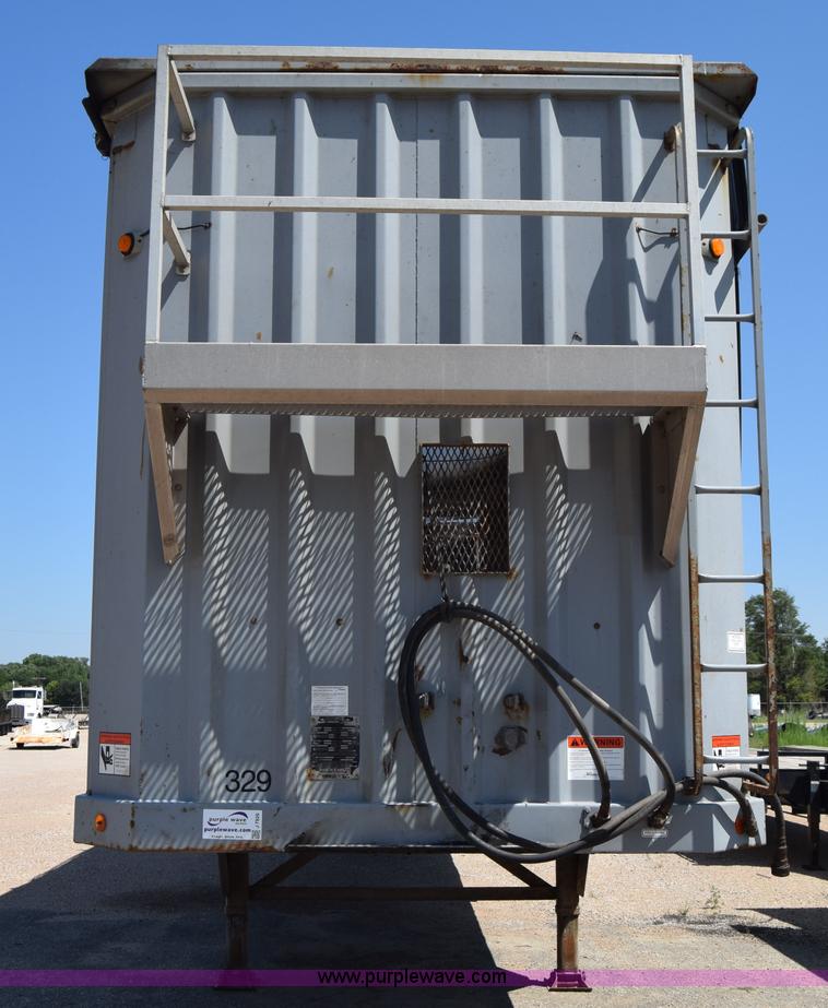 image for item J7926 2006 Wilkens  walking floor trailer