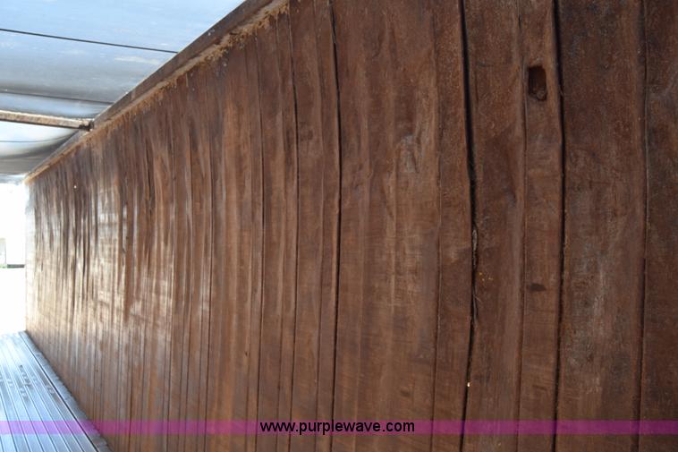 image for item J7926 2006 Wilkens  walking floor trailer