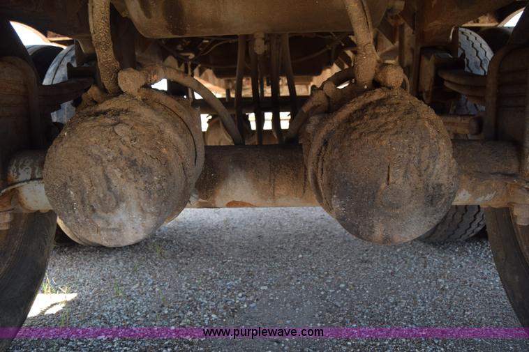 image for item J7926 2006 Wilkens  walking floor trailer