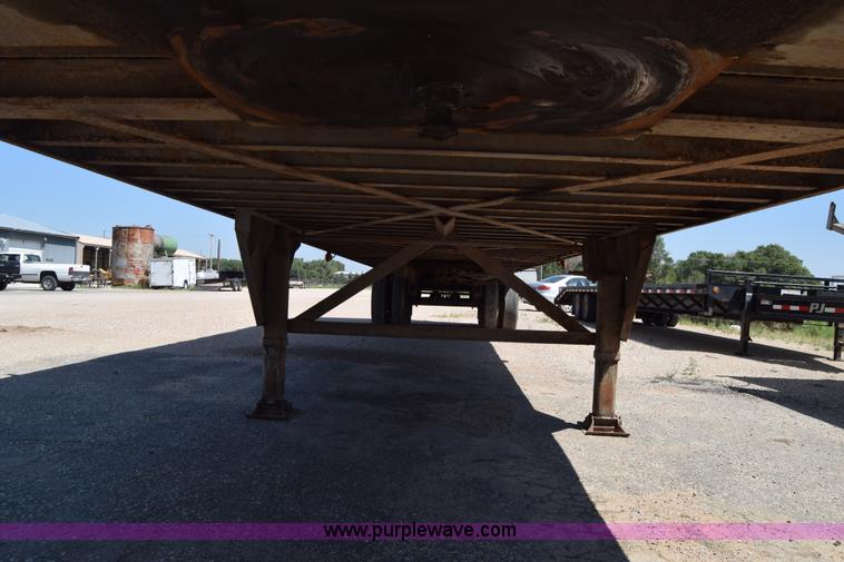 image for item J7926 2006 Wilkens  walking floor trailer