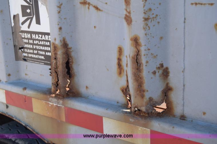 image for item J7926 2006 Wilkens  walking floor trailer