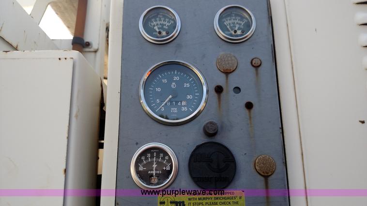 image for item K1020 1994 Ford L8000 vacuum truck