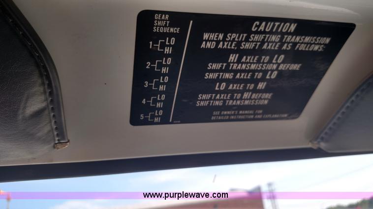 image for item K1021 1985 GMC 7000 oil distributor truck